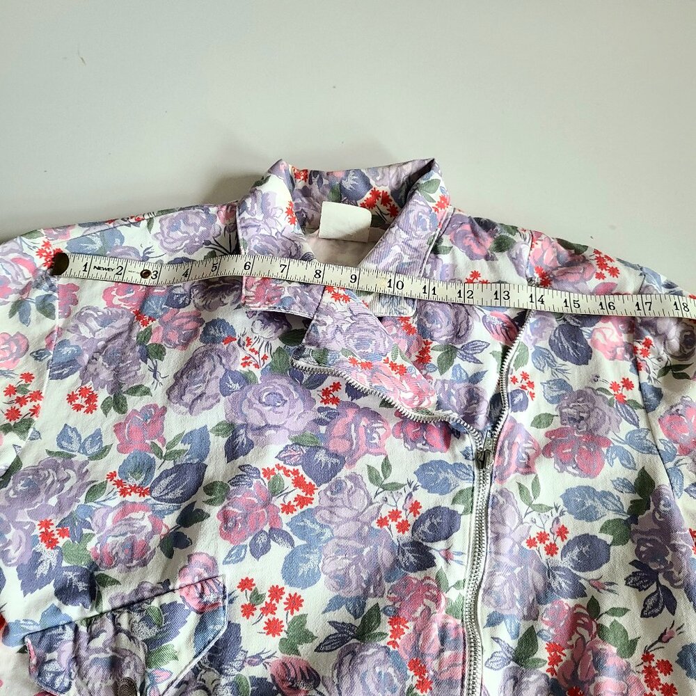 Vintage Atmosphere 100% cotton cropped floral jacket design asymmetrical zipper. - Picture 5 of 11